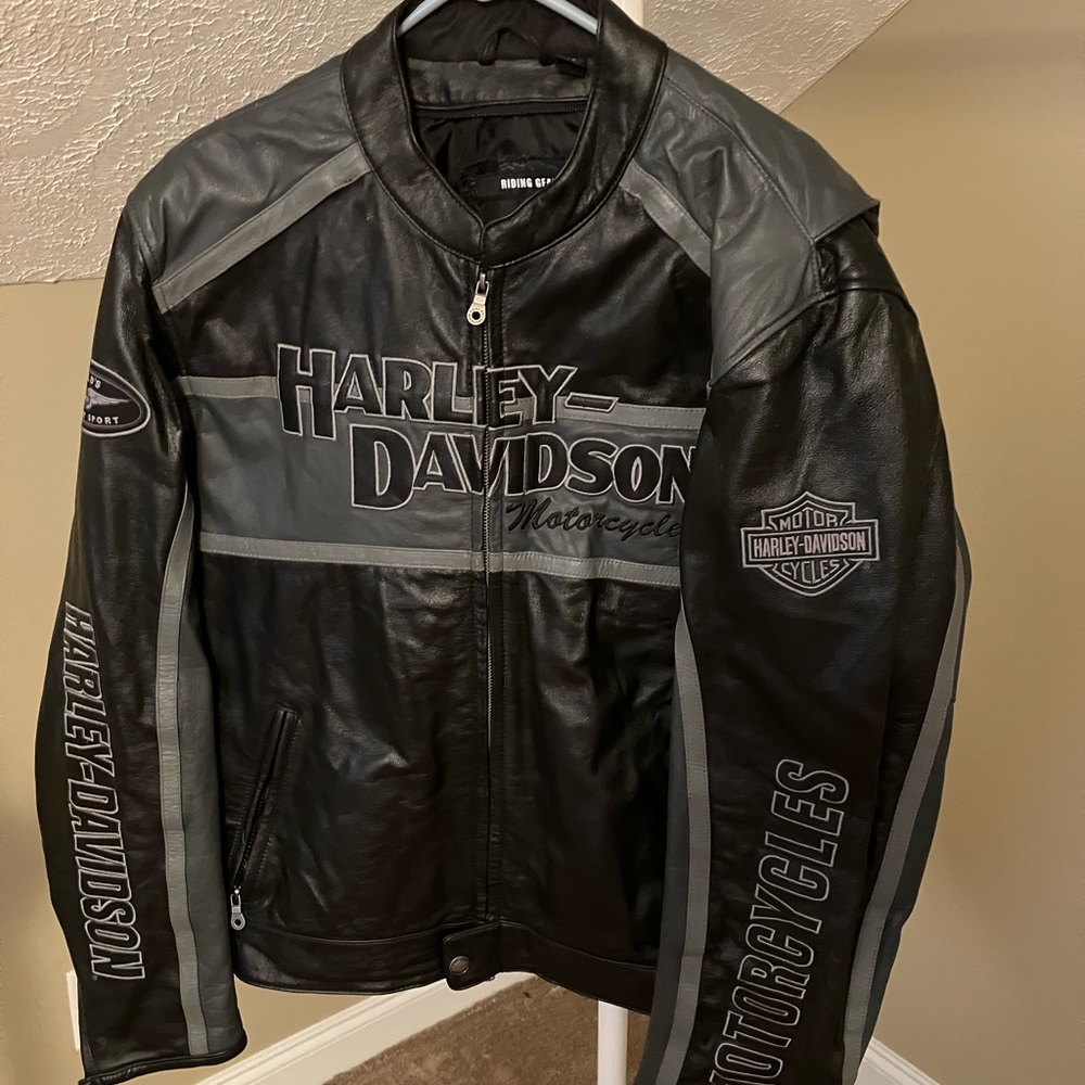 Harley Davidson Men’s Leather Jacket